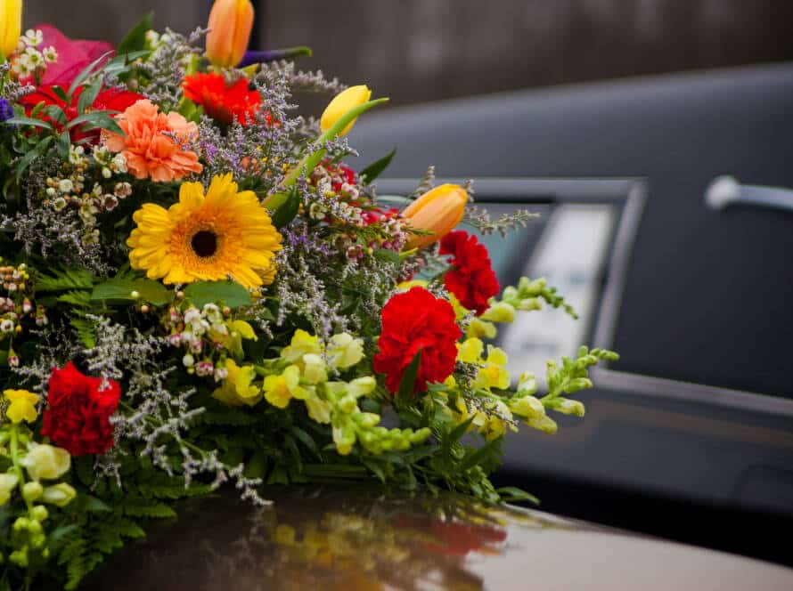 pompes funebres louis uccle inhumation Rapatriement Funérarium